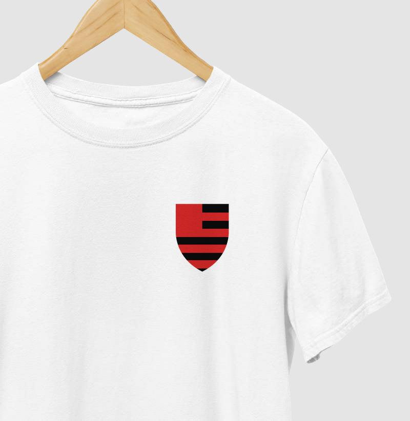 Camiseta Branca - Escudo Minimalista Mengão - Algodão Premium