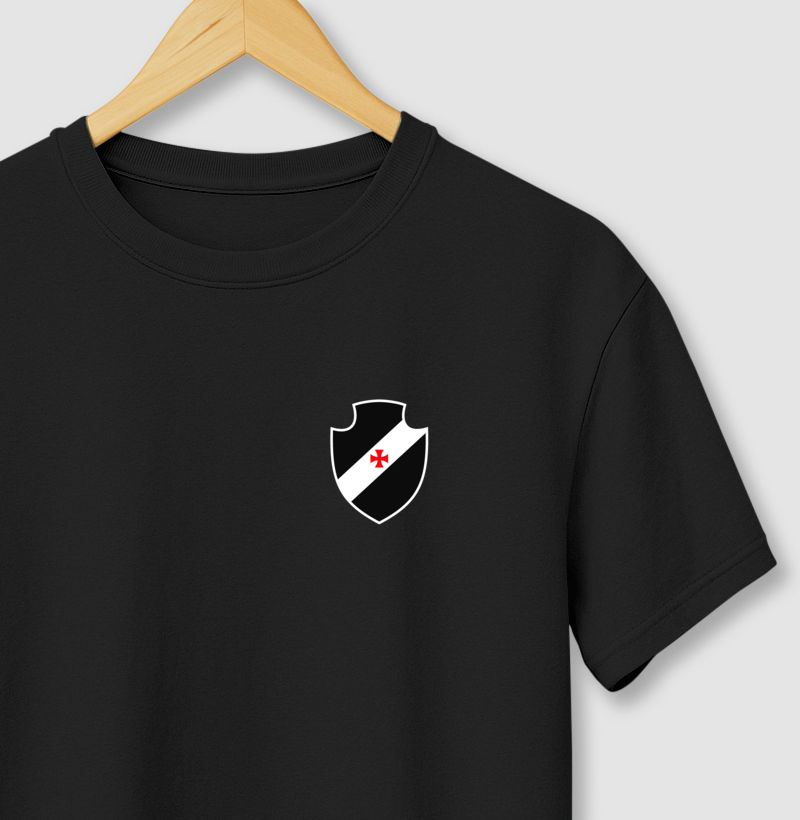 Camiseta Branca - Escudo Minimalista Gigante da Colina - Algodão Premium