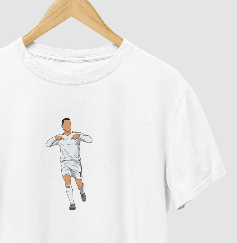 Camiseta CR7 – Calma, Estou Aqui - Algodão Premium