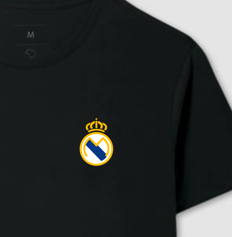 Camiseta Escudo Minimalista – Real Madrid – Algodão Premium