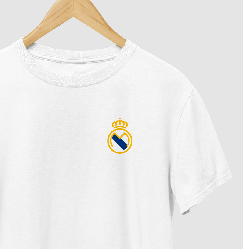 Camiseta Escudo Minimalista – Real Madrid – Algodão Premium