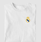Camiseta Escudo Minimalista – Real Madrid – Algodão Premium