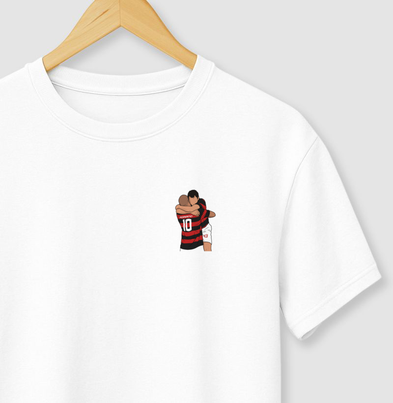 Camiseta – O Abraço do Título – Algodão Premium